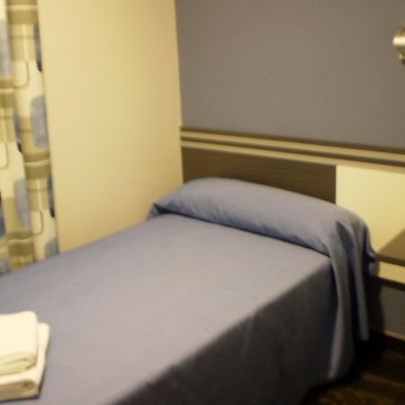 Hostal Rica Posada Γουαδαλαχάρα Εξωτερικό φωτογραφία